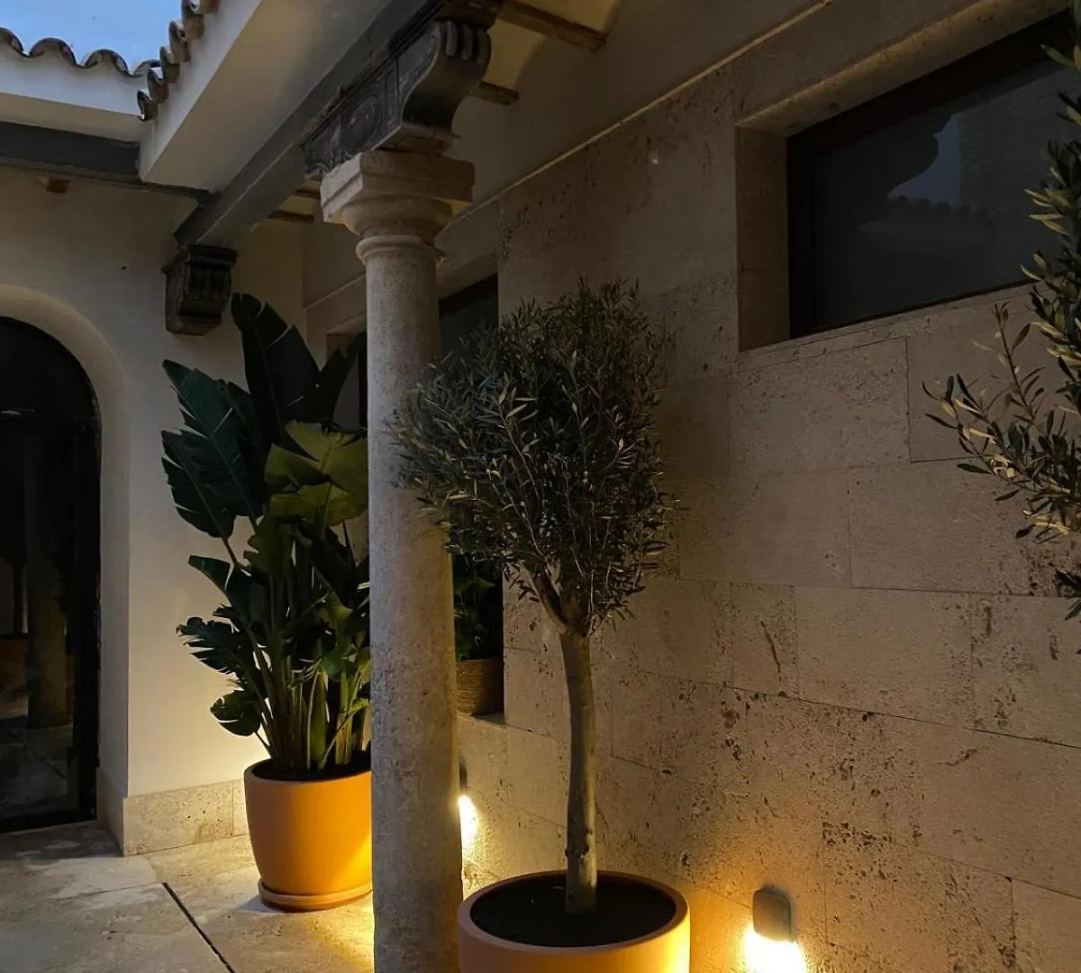 Velalma-Ceron Edificio Exclusivo De Apartamentos Turisticos En Centro Historico Jaén